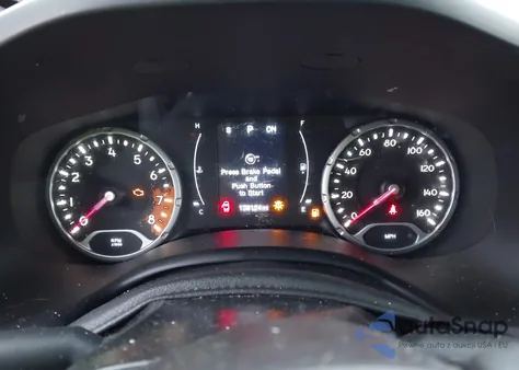 2018 Jeep Renegade Latitude 4X4 из США, поврежденный, VIN ZACCJBBB2JPG72724